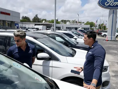 Business news: Ford reports 16% sales increase in May amid employee pricing, tariffs - CNBC